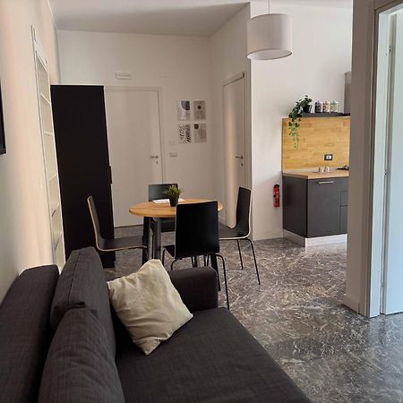 Living Room Orlando Corigliano Calabro Exterior foto